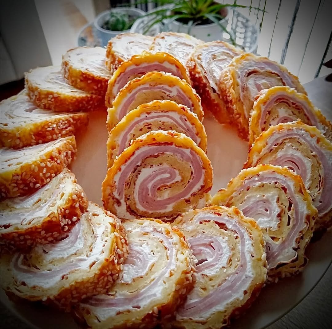 Slani rolat od gotovih kora – brz, ukusan i uvijek uspješan slani specijalitet